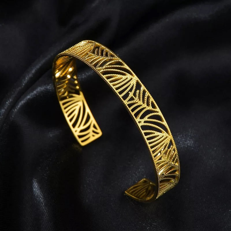 Stainless steel bracelet