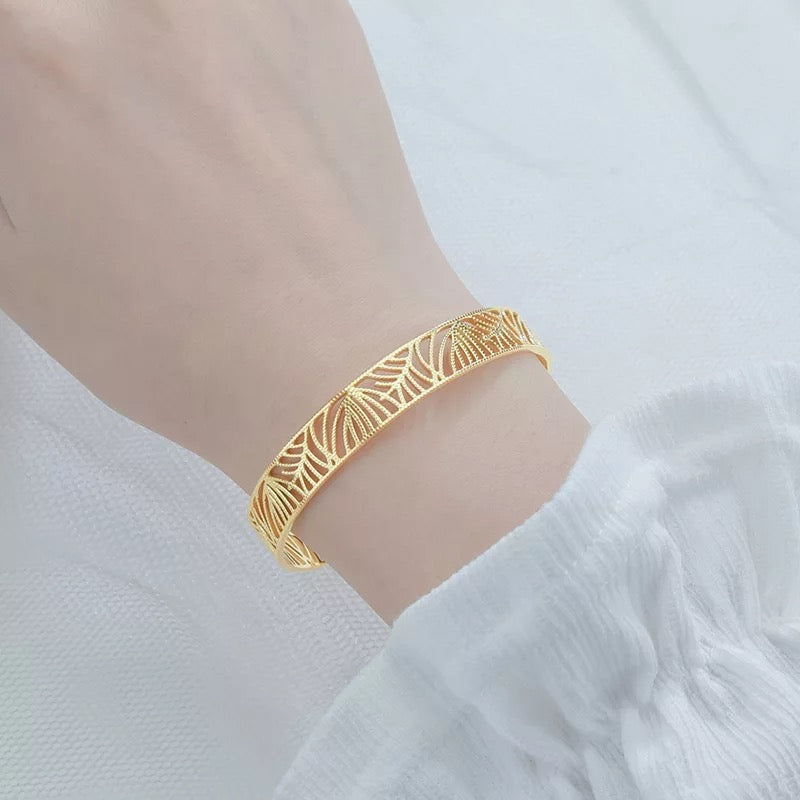 Stainless steel bracelet
