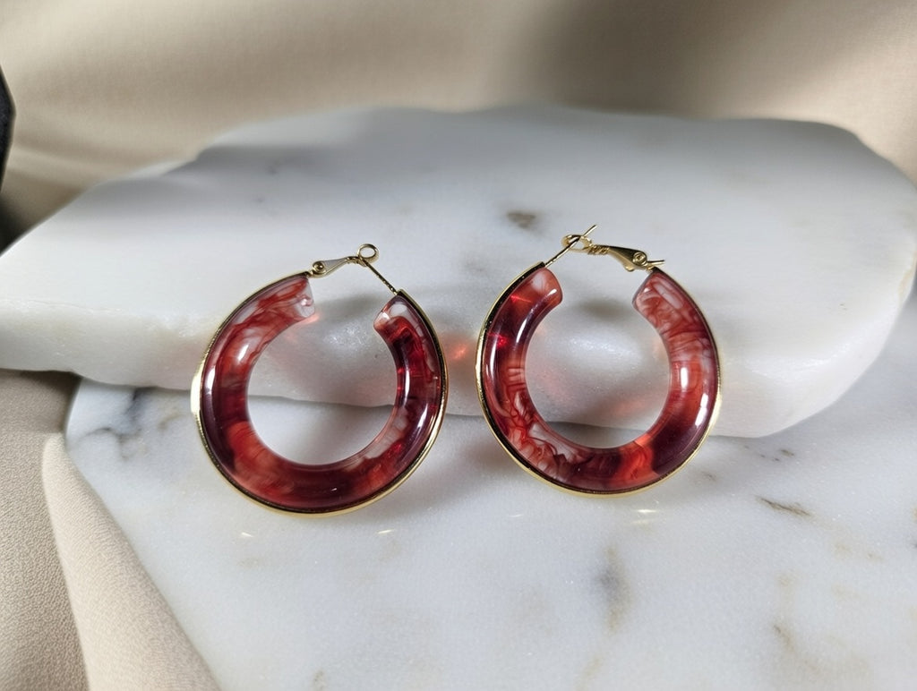 Boucles d'oreilles créoles en résine et en acier inoxydable