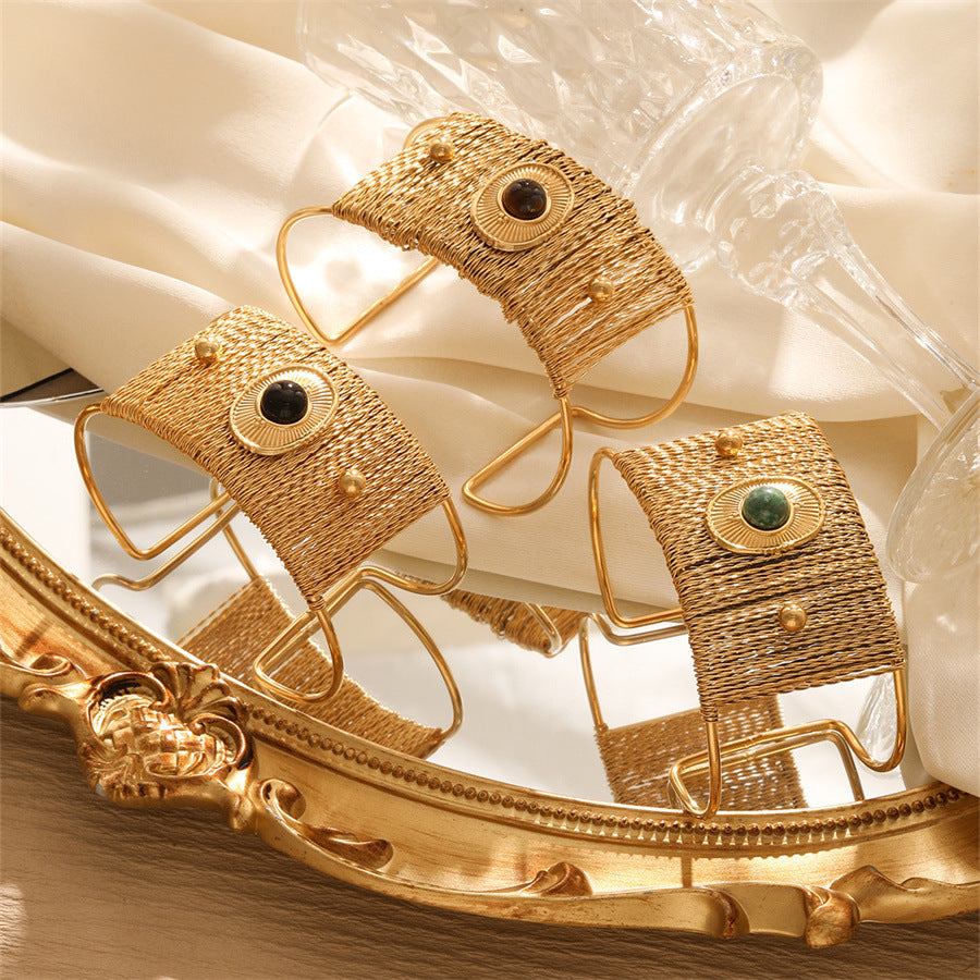 Bracelet manchette texturé en acier inoxydable avec pierre