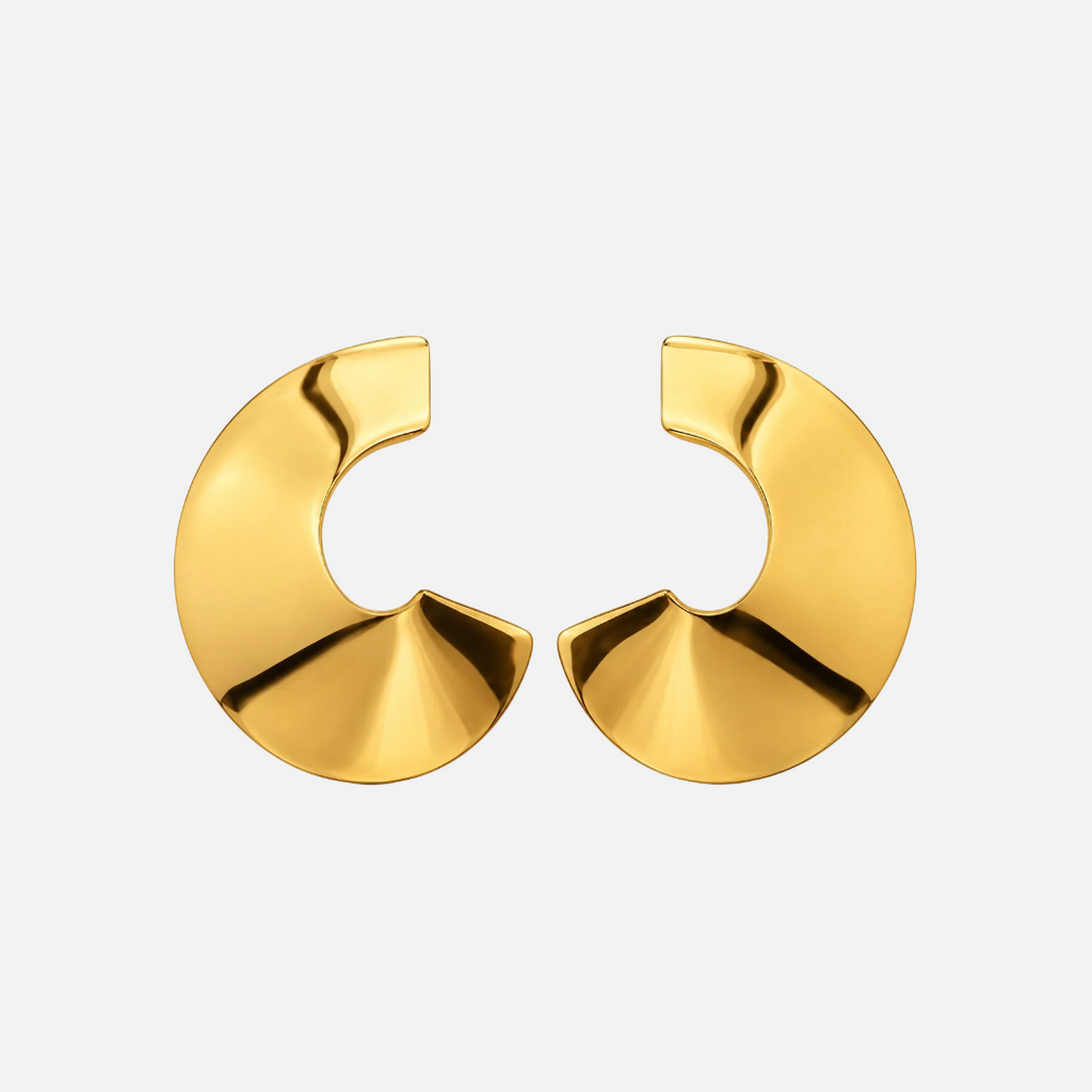Boucles d'oreilles sculpturales dorées en acier inoxydable
