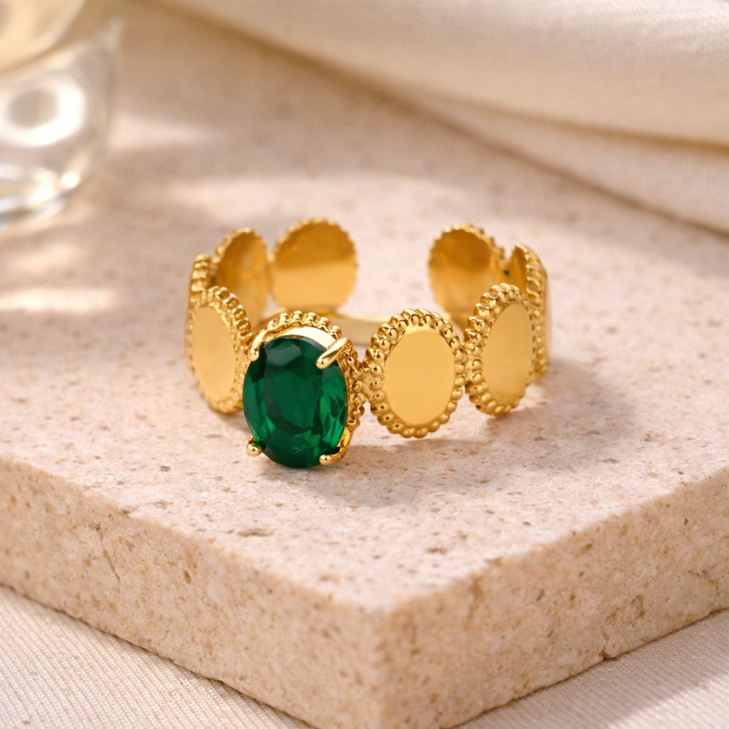 Bague en acier inoxydable avec pierre verte ovale