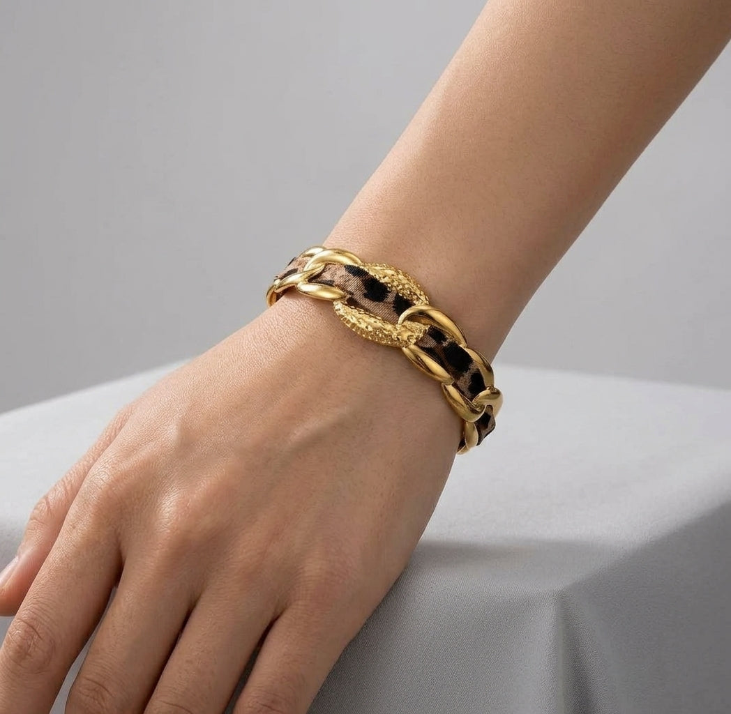 Bracelet manchette léopard en acier inoxydable – jonc ouvert avec tissu imprimé animal
