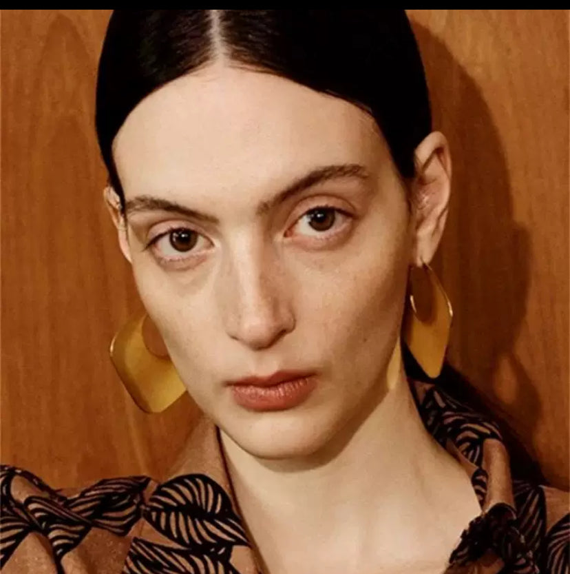 Boucles d’oreilles géométriques ajourées en acier inoxydable