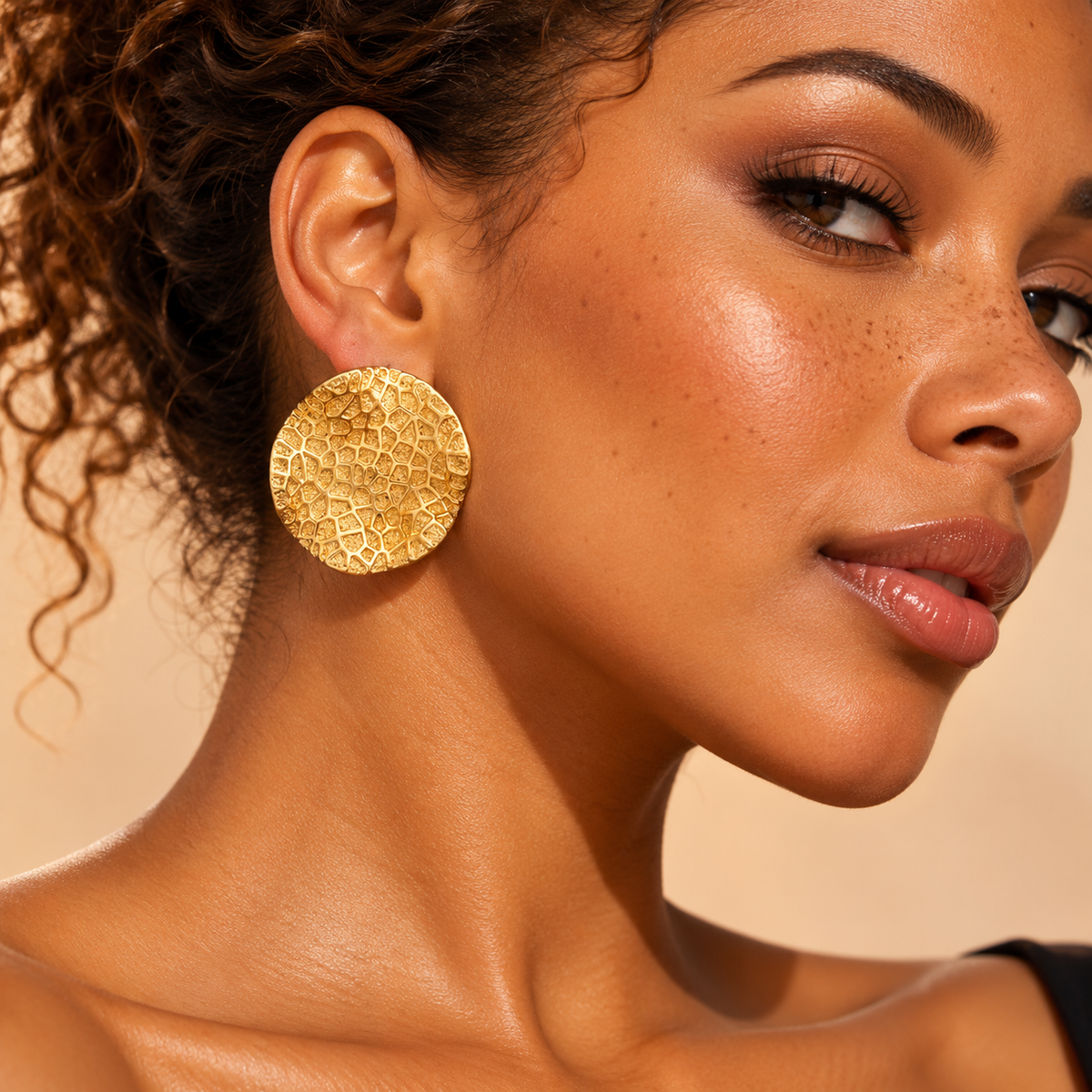 Boucles d'oreilles fantaisie rondes dorées effet mosaïque