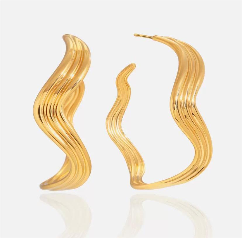 Boucles d’oreilles ondulées en acier inoxydable