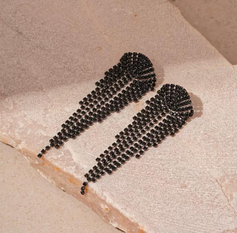 Boucles d’oreilles fantaisie franges strass noirs