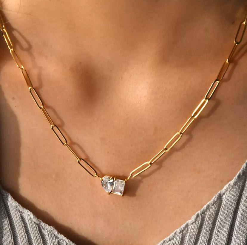 Collier chaîne en acier inoxydable avec double pierre zircon