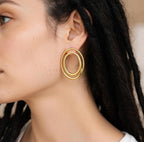 Boucles d’oreilles anneaux entrelacés en acier inoxydable