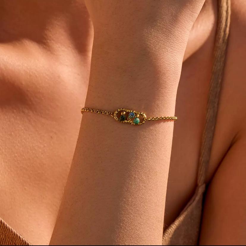 Bracelet en acier inoxydable avec pierres turquoise