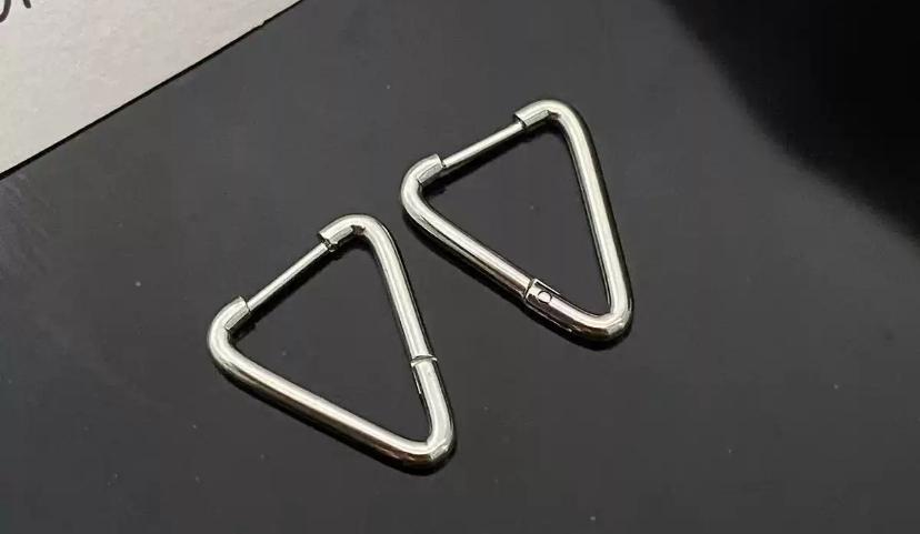 Créoles triangle en acier inoxydable