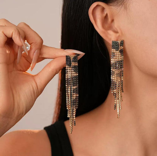 Boucles d’oreilles fantaisie franges strass motif léopard