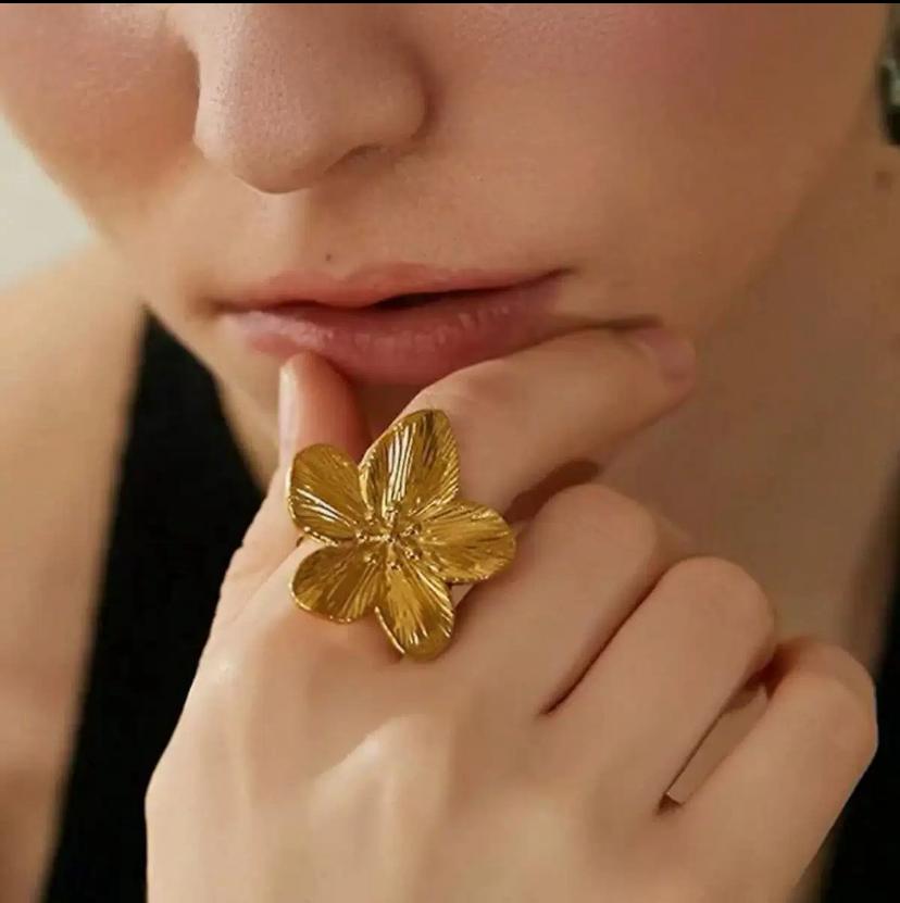 Bague fleur en acier inoxydable