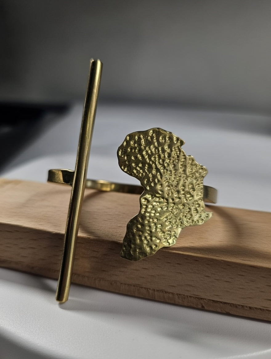 Bracelet jonc Afrique en laiton doré