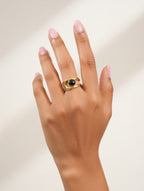 Bague en acier inoxydable avec pierre noire