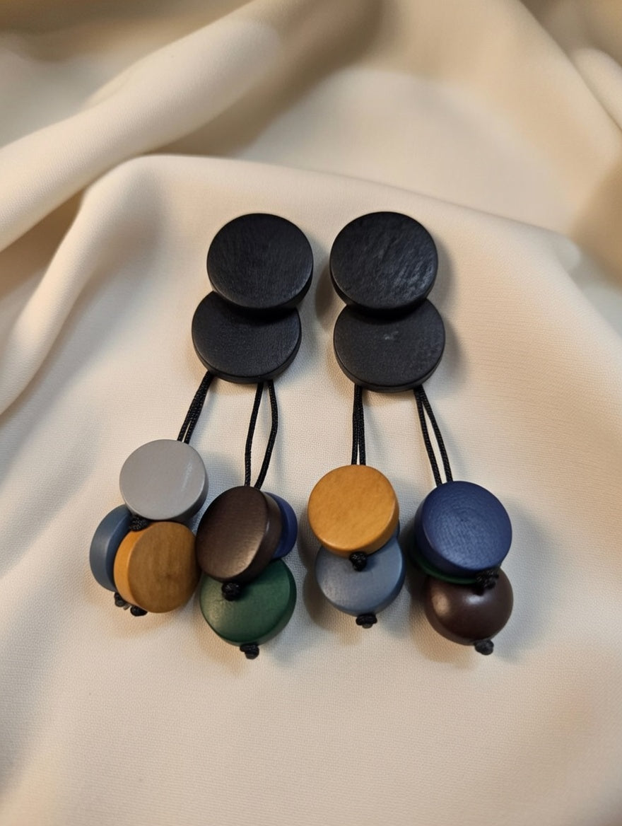 Boucles d’oreilles pendantes multicolores en bois