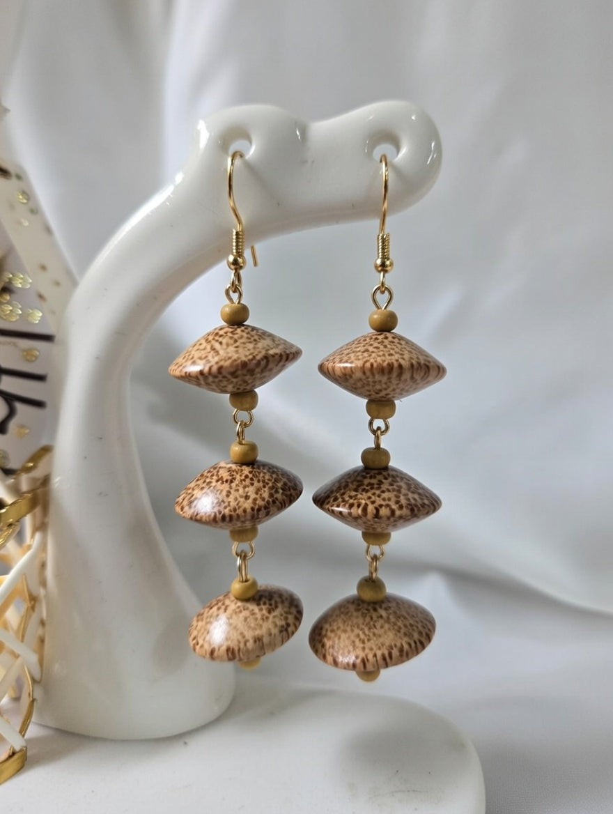 Boucles d’oreilles pendantes en bois